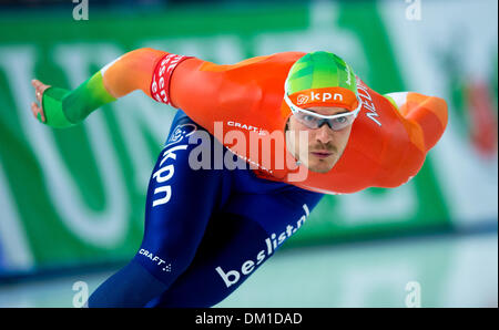 Berlino, Germania. 07Th Dec, 2013. Netherland's Hein Otterspeer durante l'ISU di pattinaggio di velocità di Coppa del Mondo a Berlino, Germania, 07 dicembre 2013. Foto: Thomas Eisenhuth/dpa/Alamy Live News Foto Stock