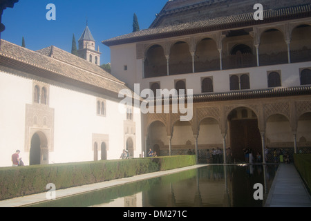 All'interno del palazzo Nasrid entro l'Alhambra di Granada, Andalusia, Spagna Foto Stock