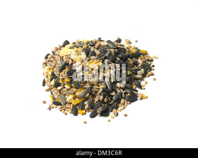 Seed tabella bird mix di cibo ritagliata su sfondo bianco Foto Stock