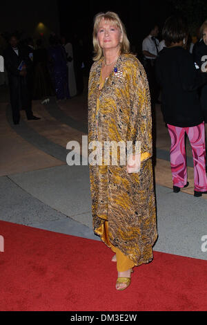 Nov. 17, 2001 - 9TH DIVERSITÀ AWARDS.a Hollywood & Highland Grand Ballroom in la.DIANE LADD. FITZROY BARRETT / 11-17-2001 K23426FB (D)(Immagine di credito: © Globo foto/ZUMAPRESS.com) Foto Stock