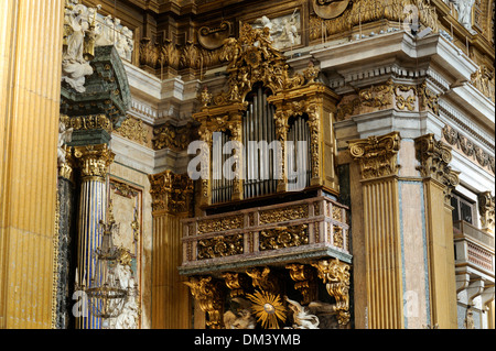 Italia, Roma, Chiesa del Gesù, organo Foto Stock