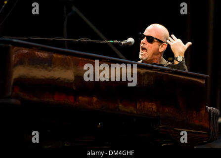 Billy Joel di eseguire durante la Elton John & Billy Joel Face 2 Face Tour presso il Citizens Bank Park di Philadelphia, PA. (Credito Immagine: © Chris Szagola/Southcreek globale/ZUMApress.com) Foto Stock