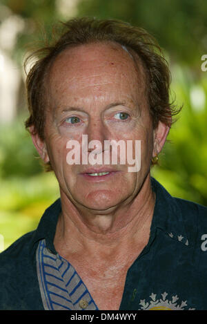 Luglio 9, 2002 - Pasadena, California - cavo nazionale & telecomunicazioni.Premere associazione TOUR 2002.Lance Henriksen. FITZROY BARRETT / 7-9-2002 K25488FB (D)(Immagine di credito: © Globo foto/ZUMAPRESS.com) Foto Stock