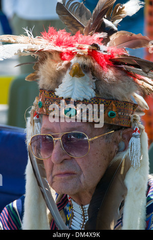 Anziani capo nativo kahnawake Pow Wow Quebec Foto Stock