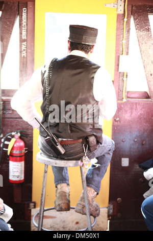 Maschio conduttore ferroviario sulla Santa Express in Georgetown Colorado Foto Stock