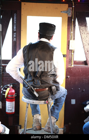 Maschio conduttore ferroviario sulla Santa Express in Georgetown Colorado Foto Stock
