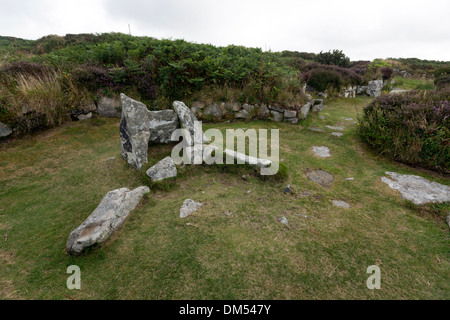 Chysauster Ancient Village di case a cortile in Cornovaglia. Regno Unito Foto Stock