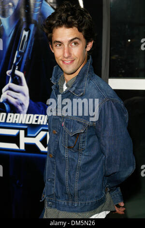 Sett. 18, 2002 - Los Angeles, California - BALLISTIC ECK VS. SEVER PREMIERE.PRESSO LA CUPOLA DI GLOSSARI AFFINI A LOS ANGELES, CA.Milo Ventimiglia. FITZROY BARRETT / 9-18-2002 K26096FB (D)(Immagine di credito: © Globo foto/ZUMAPRESS.com) Foto Stock