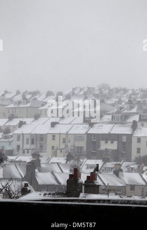 Neve pesante nella foto in Brighton East Sussex. Foto Stock