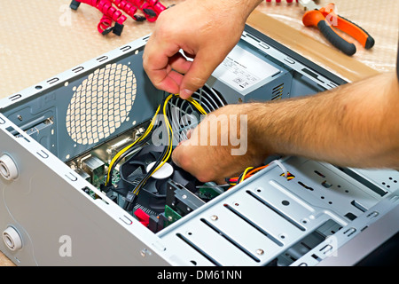 Close up costruire un PC builder Foto Stock