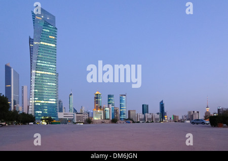 Kuwait skyline, Arabian pensinula, Asia Occidentale Foto Stock