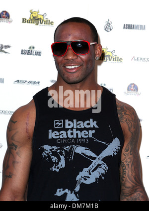 Il Bret Lockett a Bullyville presenta 'Off Deep End' party in piscina a Hardrock Hotel and Casino Las Vegas Nevada - 01.09.12 Foto Stock