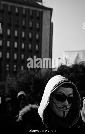 Milano, Italia. Dicembre 2013. Il cosiddetto "forcone' (Forconi) protesta manifestanti invade Piazza Loreto. Foto Stock