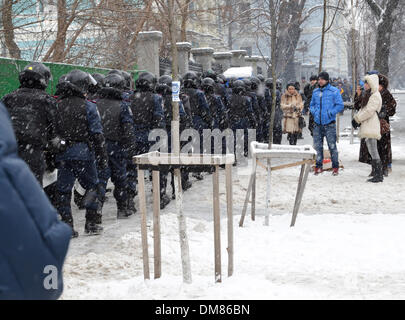 Continua la protesta di massa nella capitale ucraina Foto Stock