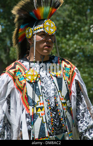 L'orgogliosa nazione Mohawk che vivono in Kahnawake comunità native situato sulla riva sud di St Lawrence river in Québec Canada Foto Stock