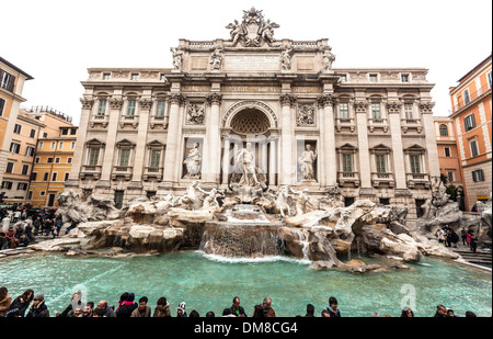 Fontana di Trevi, distretto di Trevi, Roma, Italia. Foto Stock