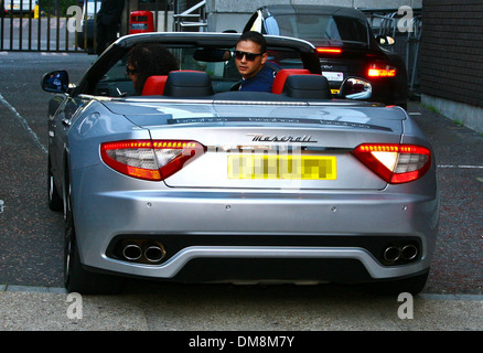 Ryan Thomas al di fuori della ITV studios precedendo la palla di cannone 2000 Londra Inghilterra - 05.09.12 Foto Stock