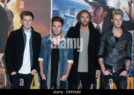 Lawson assiste il Regno Unito Premiere di anchorman 2: La leggenda continua il 11/12/2013 a VUE Leicester Square, Londra. Persone nella foto: Andy Brown, Adam Pitts, Joel torba, Ryan Fletcher. Foto di Julie Edwards Foto Stock