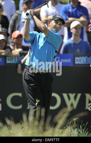 15 nov 2009 - Melbourne, Australia - GREG CHARMERS tees off sul par 3, undicesimo durante il round finale dell'Australian Masters al Kingston Heath Golf Club. (Credito Immagine: © Matthew Mallett/ZUMA Press) Foto Stock