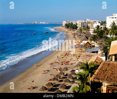 Vista aerea di playa los Muertos (uomo morto spiaggia), da Puerto Vallarta, Jalisco, Messico Foto Stock