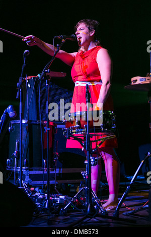 Tune-Yards performing live al Festival Paredes de Coura - Giorno 2 Paredes de Coura Portogallo - 14.08.12 Foto Stock