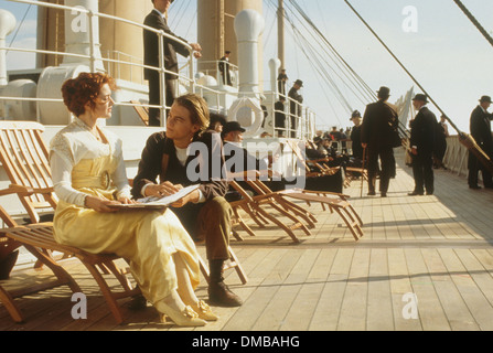 TITANIC 1997 Twentieth Century Fox Film con Kate Winslet e Leonardo Di Caprio Foto Stock