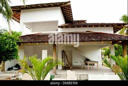 Santo Andre, Brasile. 13 dicembre, 2013. Una casa nel resort 'Campo Bahia" a Santo André, Brasile, 13 dicembre 2013. Il resort è situato direttamente sul mare a circa trenta chilometri a nord di Porto Seguro e servirà come base di partenza per il tedesco della nazionale di calcio durante la Coppa del Mondo 2014. Foto: VERA GOMES/dpa/Alamy Live News Foto Stock