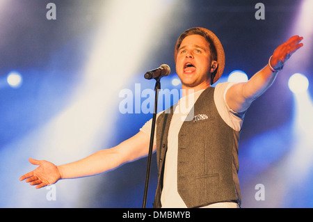 Olly Murs esegue live all Ippodromo di Kempton come parte di Kempton Live 2012 Surrey in Inghilterra - 17.08.12 Foto Stock