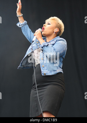 Emeli Sande V Festival 2012 tenutasi a Weston Park - Prestazioni - Giorno Due Staffordshire Inghilterra - 19.08.12 Foto Stock