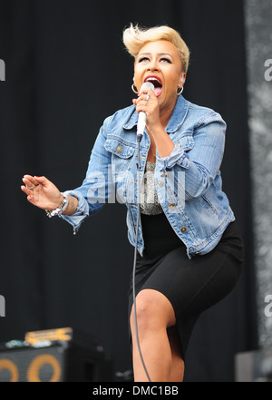 Emeli Sande V Festival 2012 tenutasi a Weston Park - Prestazioni - Giorno Due Staffordshire Inghilterra - 19.08.12 Foto Stock