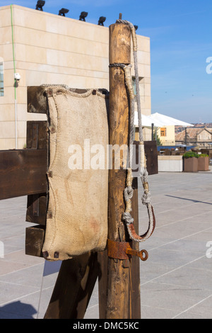 Antica catapulta intorno al XV secolo Foto Stock