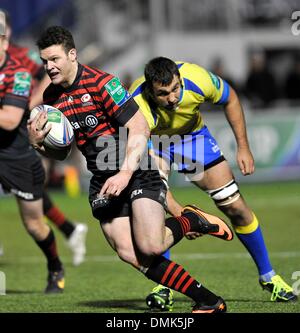 Hendon, UK. Il 14 dicembre 2013. Rugby Union. Hendon, Inghilterra. Duncan Taylor di Saraceni in azione durante la Heineken Cup match tra Saraceni e zebre a Allianz Park Stadium il 14 dicembre 2013 in Hendon, Inghilterra. Credit: Azione Plus immagini di sport/Alamy Live News Foto Stock