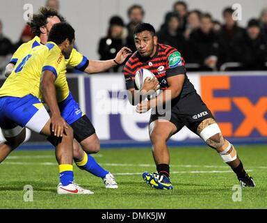 Hendon, UK. Il 14 dicembre 2013. Rugby Union. Hendon, Inghilterra. Mako Vunipola dei Saraceni in azione durante la Heineken Cup match tra Saraceni e zebre a Allianz Park Stadium il 14 dicembre 2013 in Hendon, Inghilterra. Credit: Azione Plus immagini di sport/Alamy Live News Foto Stock