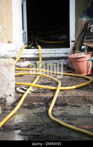 Fire hosereel casa del tubo flessibile porta anteriore senza visceri grave Foto Stock