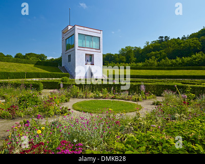 Giardino barocco con Globe House NEL LAND SCHLESWIG, Schleswig-Flensburg distretto, Schleswig-Holstein, Germania Foto Stock