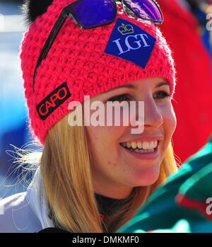 St Moritz, Svizzera. Xiv Dic, 2013. Tina Weirather dal Liechtenstein mostrato durante le donne del Super G a St Moritz, Svizzera, 14 dicembre 2013. Foto: Peter Lehner/dpa - NESSUN SERVIZIO DI FILO-/dpa/Alamy Live News Foto Stock