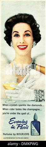 Anni Cinquanta la pubblicità. Vintage originale annuncio rivista annuncio pubblicitario per la sera a Parigi dal profumo BOURJOIS Foto Stock