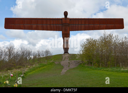 L Angelo del Nord, un enorme scultura,creato da Anthony Gormley, Gateshead, Tyne and Wear, Northumberland, Regno Unito. Foto Stock