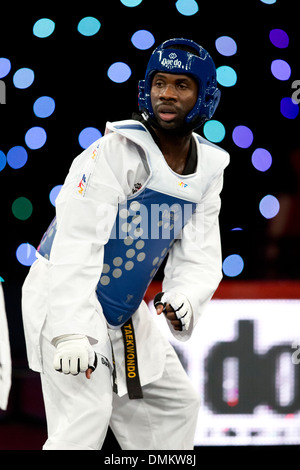 Maschio Semi-Final +80 GUILHERME FELIX (BRA)(rosso) v ANTHONY MYLANN OBAME (GAB)(Blu), WTF World Taekwondo Grand Prix, Manchester REGNO UNITO Foto Stock