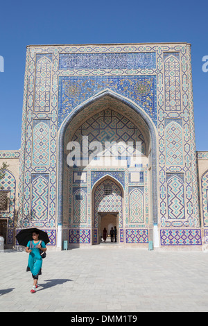 Ulugh Beg Madrasah al complesso memoriale di Al Gijduvani, Gijduvan, vicino a Bukhara, Uzbekistan Foto Stock