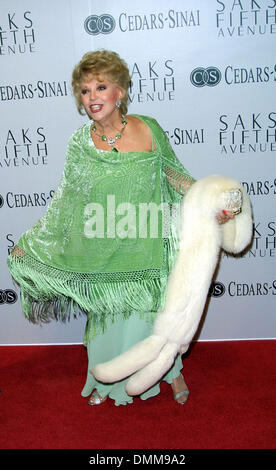 27 mar 2002 - Beverly Hills, IN CALIFORNIA, STATI UNITI D'AMERICA - RUTA LEE..'UNA SERATA INDIMENTICABILE'.sir Elton John è stato onorato in un beneficio per il CEDARS-SINAI LA RICERCA PER DONNE CANCERS.Regent Beverly Wilshire Hotel di Beverly Hills, CA.marzo 26, 2002. NINA PROMMER/ 2002 K24544NP(Immagine di credito: © Globo foto/ZUMAPRESS.com) Foto Stock