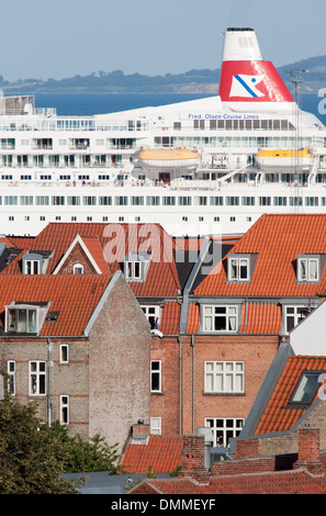 Un Fred. Olsen Cruise Line nave a Aarhus. Foto Stock