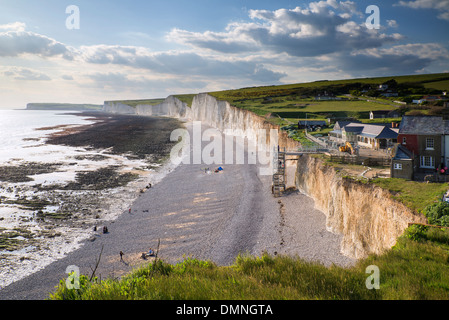 Sette sorelle da Birling Gap sera d'estate. Foto Stock