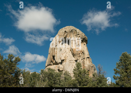 Cupola di granito e le nuvole, città di roccia riserva nazionale, Idaho meridionale Foto Stock