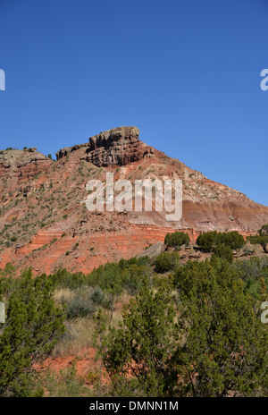 Terra rossa e le montagne in Palo Duro Canyon State Park nei pressi di Amarillo in Texas il Panhandle Foto Stock