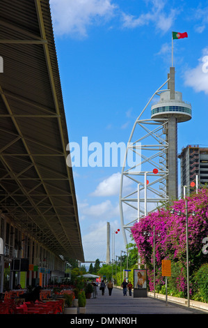 Lisbona. Torre Vasco da Gama al Parque das Nações, Parco delle nazioni, Lisbona Expo 98. Portogallo Foto Stock