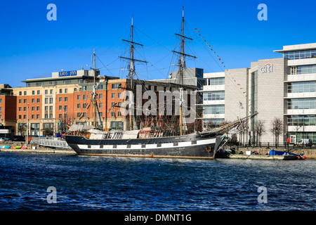 Il Jeanie Johnston carestia moared nave sul fiume Liffy in Dublino Foto Stock