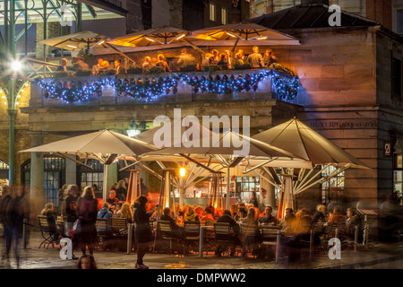 Cafe/ristorante, Covent Garden Piazza di Londra, Inghilterra Foto Stock