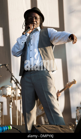 Neville Fiocco di Specials BT London Live tenutosi a Hyde Park di Londra, Inghilterra - 12.08.12 Foto Stock