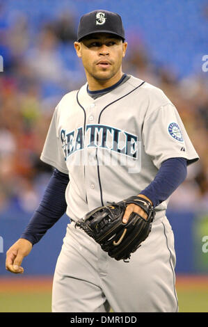 Sett. 27, 2009 - Toronto, Ontario, Canada - 26 Settembre 2009: Seattle Mariners a partire lanciatore Ian Snell (48) si affaccia su durante il Blue Jays 5-4 vittoria su i marinai al Rogers Centre di Toronto, ON (credito Immagine: © Adrian Gauthier/Southcreek globale/ZUMApress.com) Foto Stock